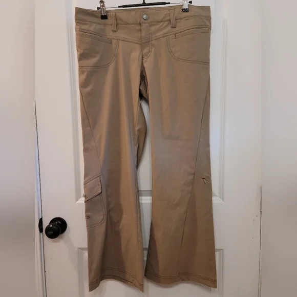 ATHLETA Dipper Tan Cargo Pants Bootcut SZ 12P - Picture 3 of 10
